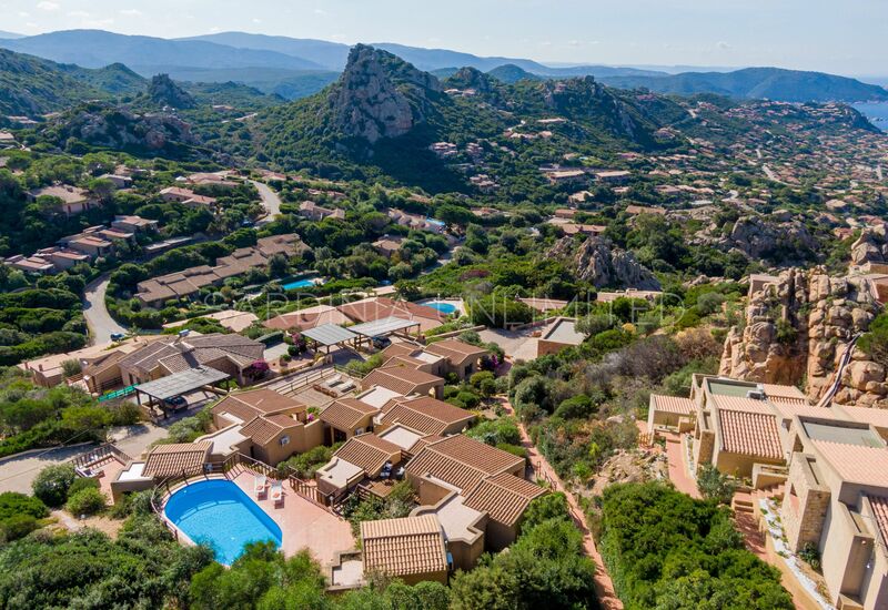 Villa Violetta Britton: Building Exterior, Outdoor, Scenic View