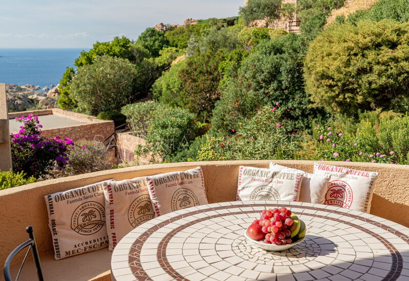 Villa Violetta Britton: Balcony / Terrace / Patio, Building Exterior, Outdoor