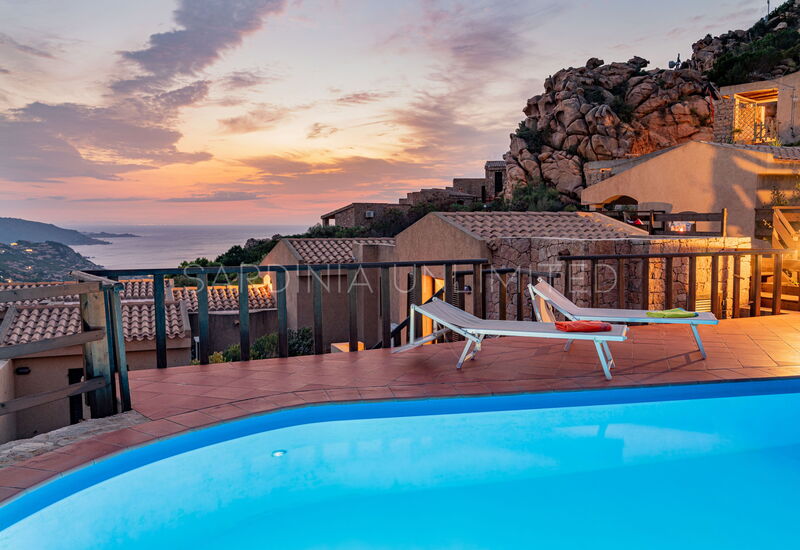 Villa Violetta Zoe: Balcon / Terrasse / Patio, bassin, Extérieur, Extérieurs